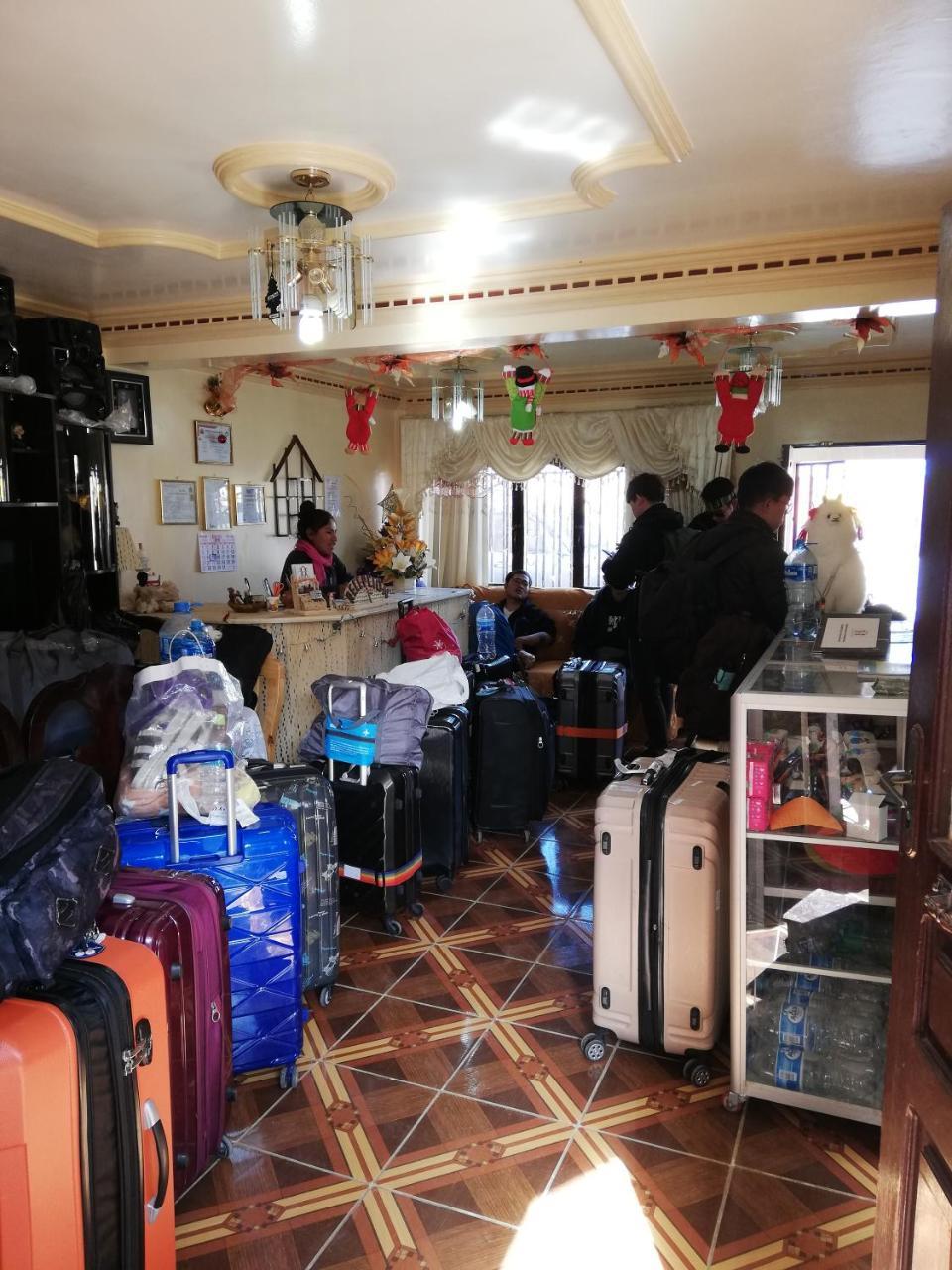 Hotel Aguilar Uyuni Eksteriør bilde